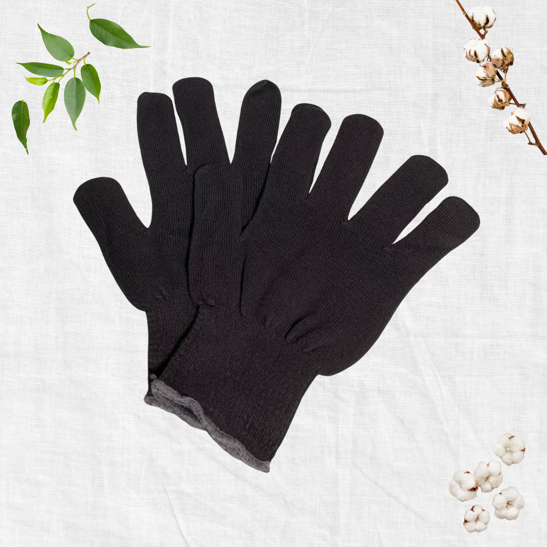 アトピー性皮膚炎の当事者が作る緑茶染め手袋。コットン100%なので刺激が少なく、肌に優しいです。