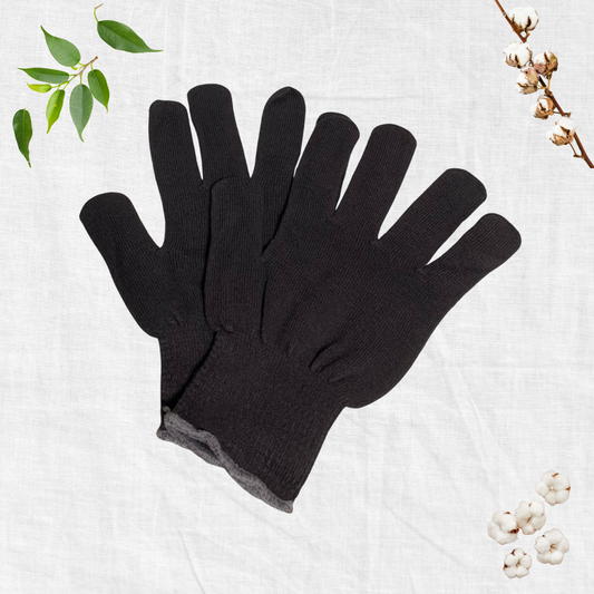 アトピー性皮膚炎の当事者が作る緑茶染め手袋。コットン100%なので刺激が少なく、肌に優しいです。