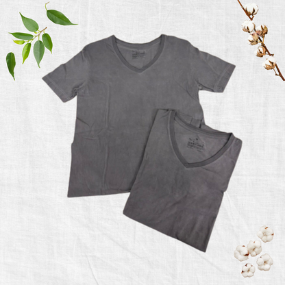 アトピー性皮膚炎の当事者が作る緑茶染めメンズインナー(肌着、下着)。オーガニックコットン100%で、タグもプリント式なので刺激が少なく、肌に優しいです。